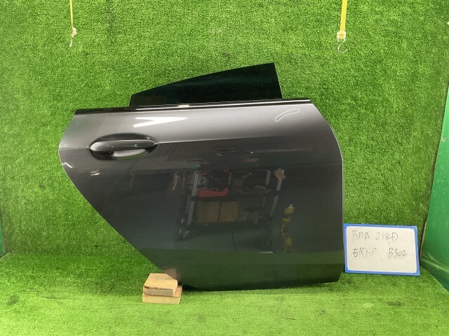 BMW 2シリーズ 3DA-7M20 右リアドア 218D グランクーペ F44拍卖