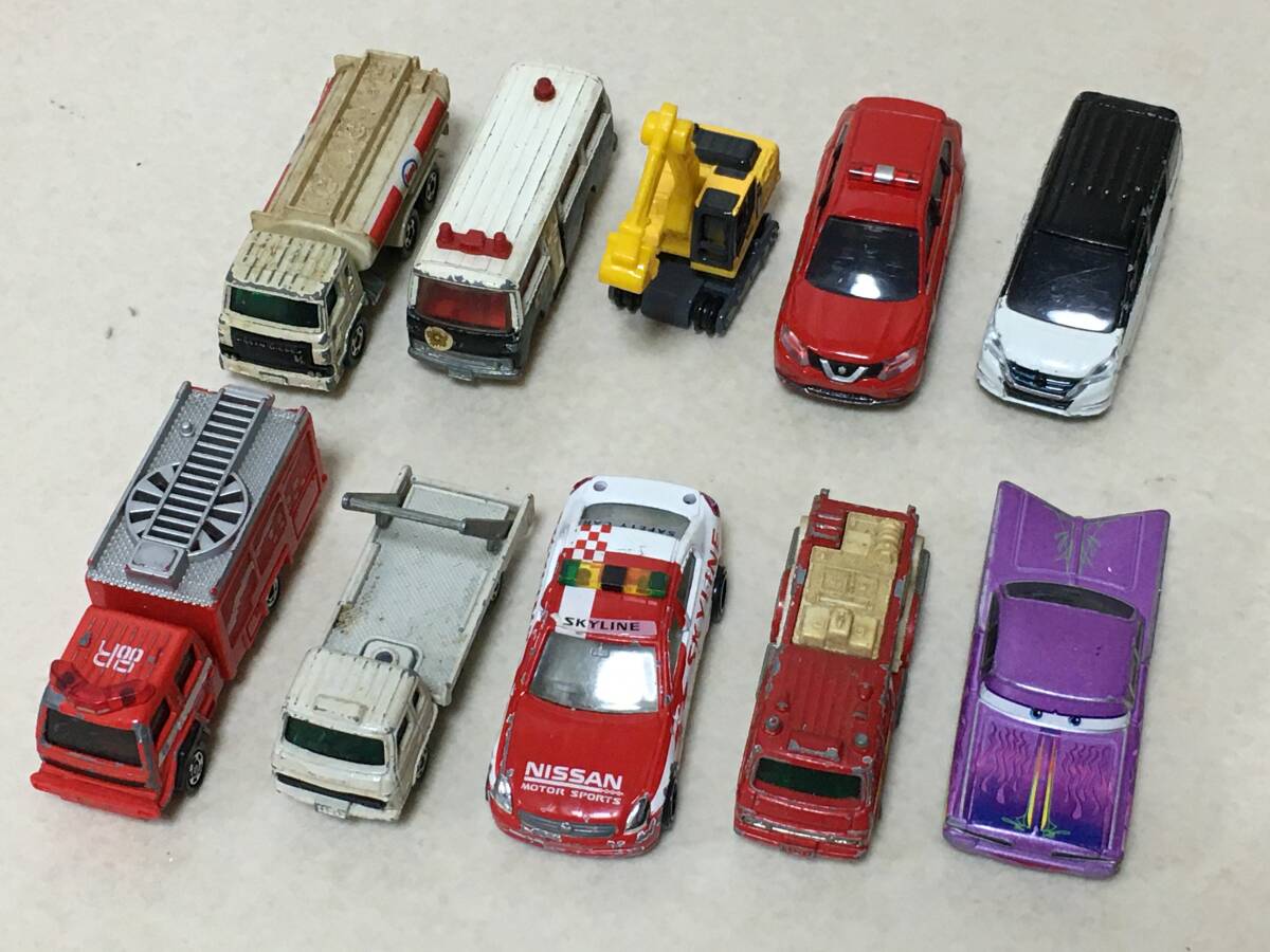 【D675】トミカ 10個 まとめて Tomica ミニカー 日産 トレーラー セレナ ディーゼルトラック UDコンドル 三菱ローザ拍卖