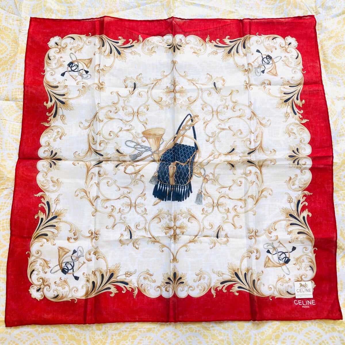 【レア】新品/CELINE/大判ハンカチ/正規品/セリーヌ/ハイ未使用ブランド/マカダム柄/日本製/総柄/バッグ柄/赤/綿100%/ハート/花柄/582拍卖