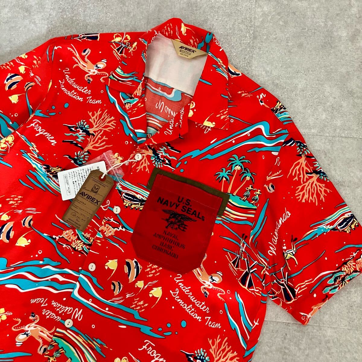 ●新品【定価10,780】AVIREX アヴィレックス U.S. NAVY レーヨン アロハシャツ/総柄/size(L)/メンズ/ミリタリー/未使用品/アメカジ拍卖
