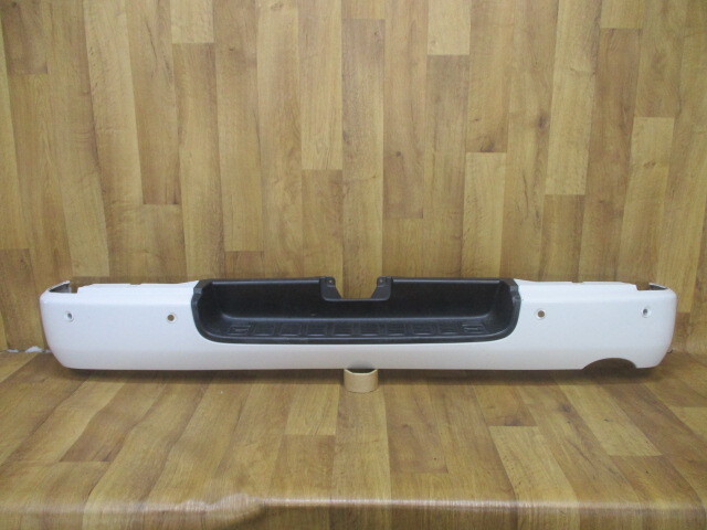 E10/ TRH200/KDH200/GDH200ハイエース標準 純正リアバンパー52159-26300拍卖