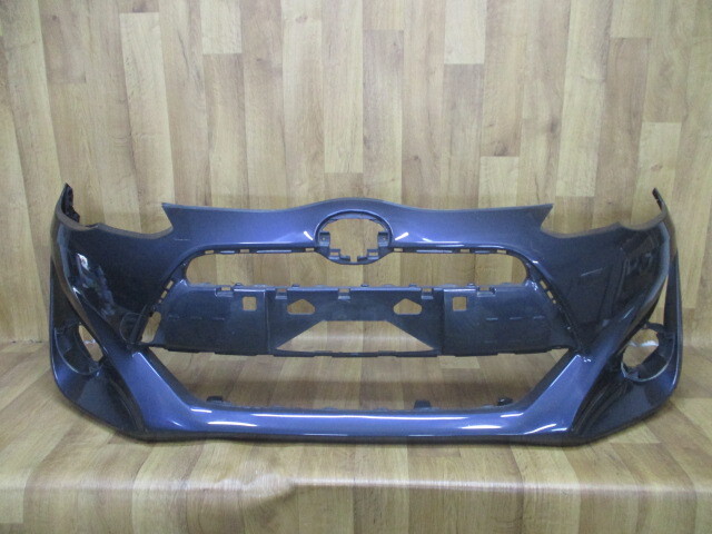 E10/ NHP10アクア中期 純正フロントバンパー 52119-52A10/20拍卖