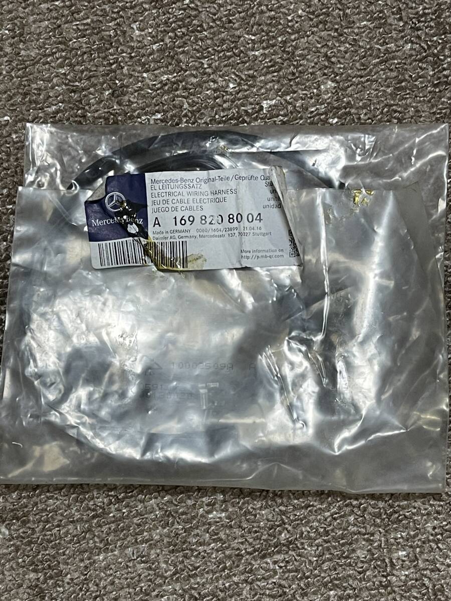 送料無料、 メルセデスベンツ ドアミラー リペアハーネス A 169 820 80 04 未使用拍卖