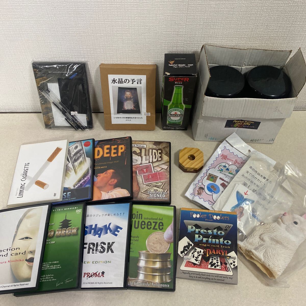 R0501 手品グッズまとめ総額7万程 人気のPeanut Butter 他 ゲーム 飲み会 合コン 盛り上がり 使用回数少なめ拍卖