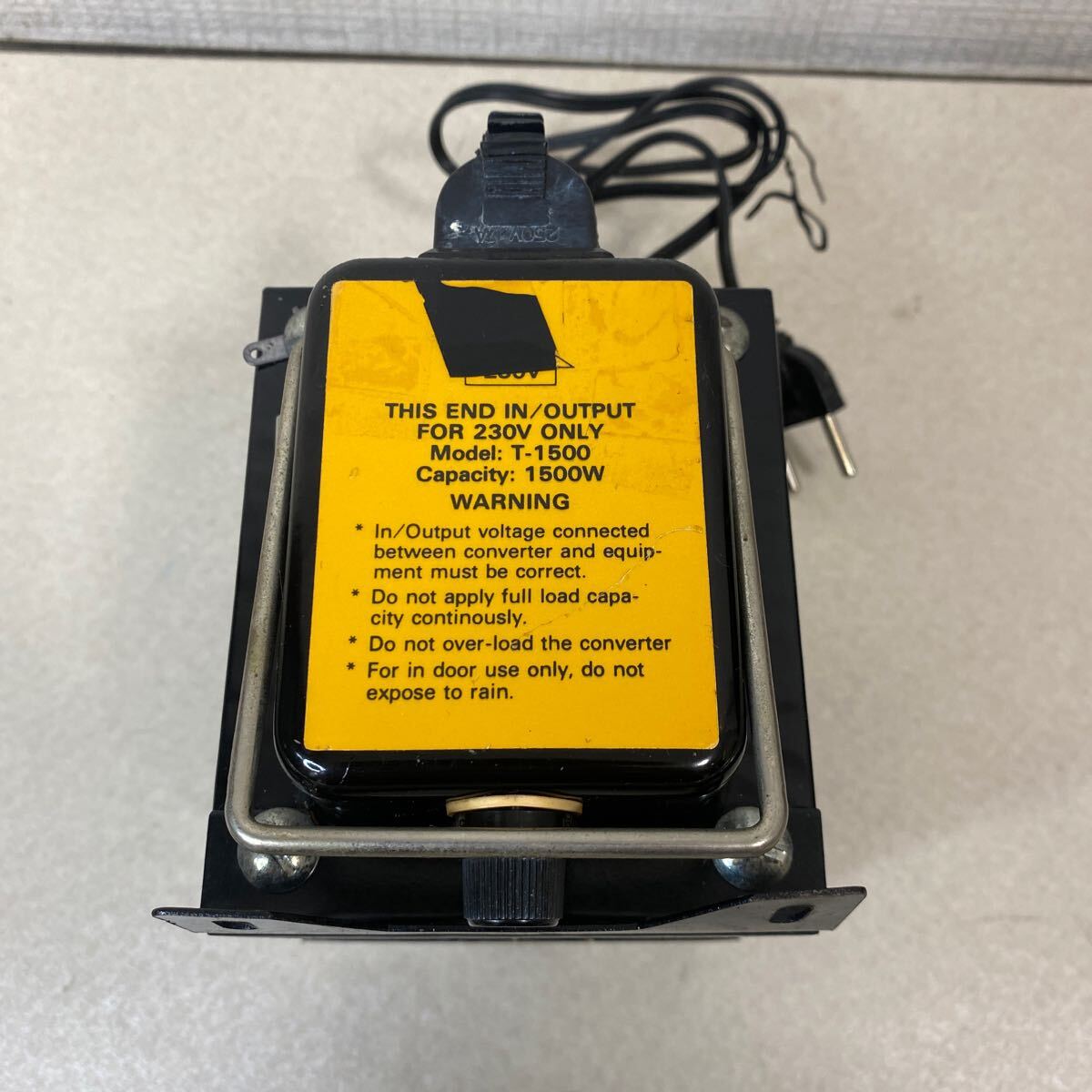 R0529 変圧器 トランス T-1500 海外 コア 電圧 コンセント 充電器拍卖