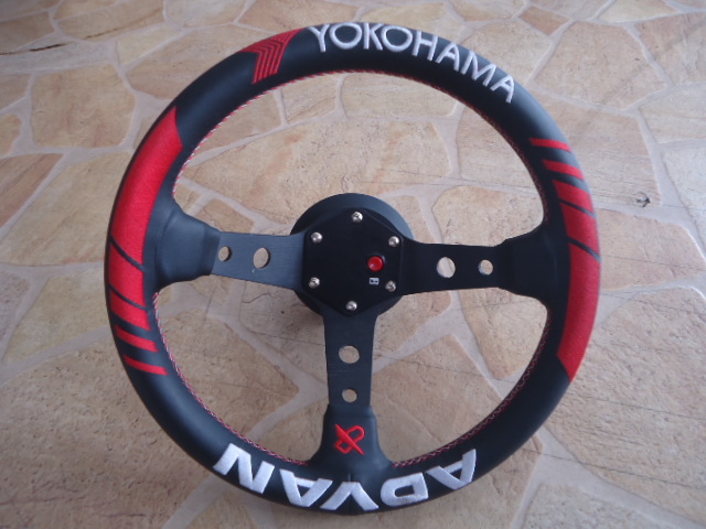 送料込み YOKOHAMA ADVAN ステアリング拍卖