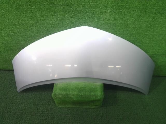 エスティマ DBA-ACR50W 55 AHR ボンネットフード アエラス Gエディション 7人 1F7 銀 シルバー 53301-28110拍卖