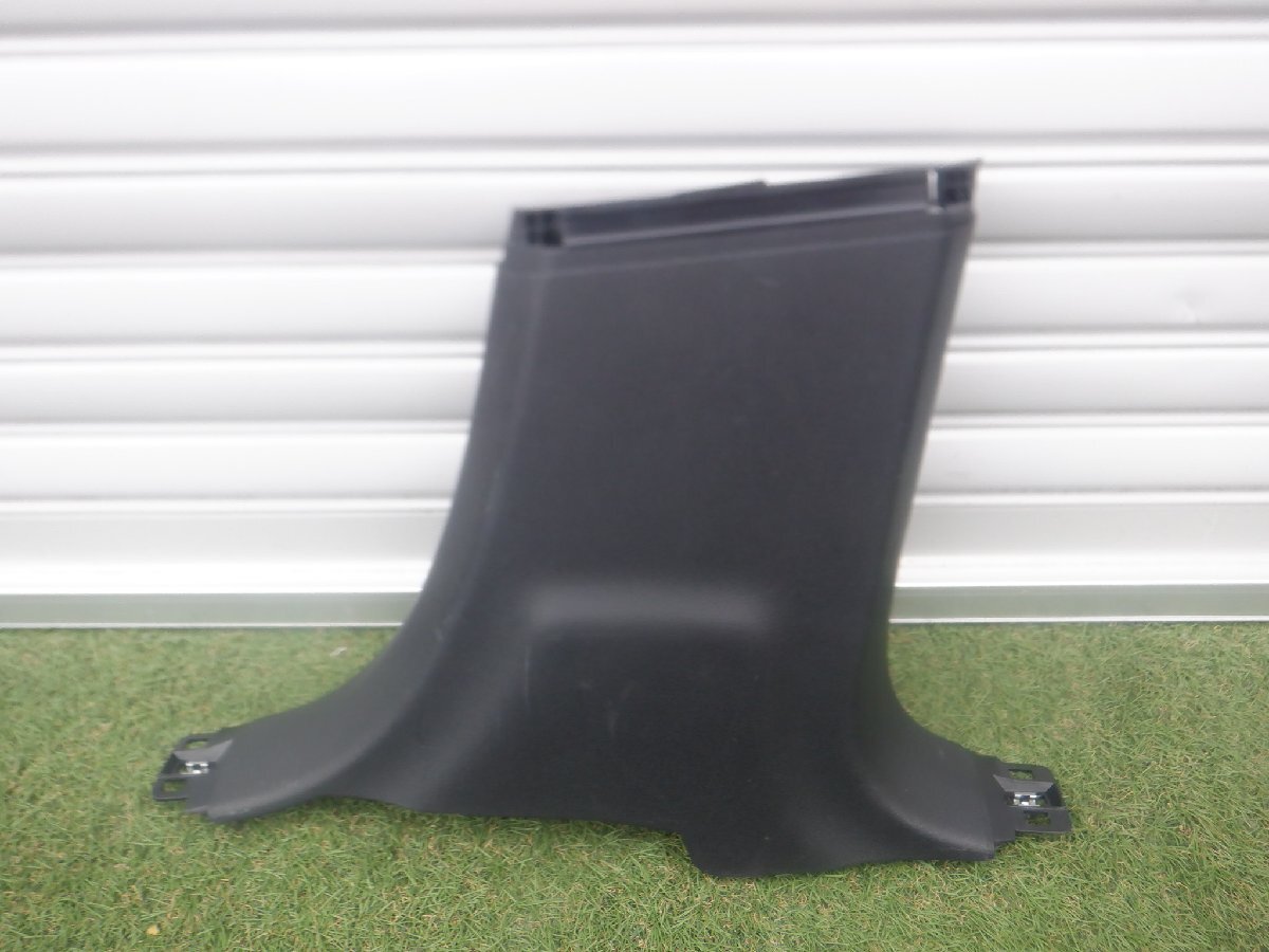 ベンツ純正 W167 GLEクラス ピラー ガーニッシュ パネル カバー A1676902001 m-25-5-226拍卖