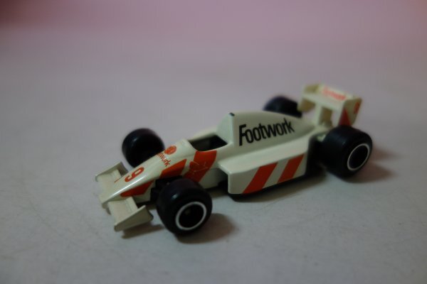 71337■トミカ 120-2 フットワーク F-1 FOOTWORK F-1拍卖