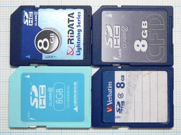★SDHC メモリーカード 8GB 4枚 中古★送料85円・185円拍卖