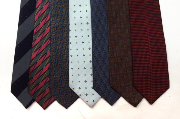 オースチンリード ストライプ柄 ドット柄 小紋柄 ボーダー柄 総柄など メンズ ブランド ネクタイ 7点 セット まとめ売り 大量 卸 ts12314拍卖