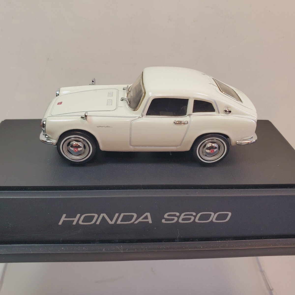 HONDA COLLECTION 1/43 「HONDA S 600 COUPE WHITE」 新品未使用 A380拍卖