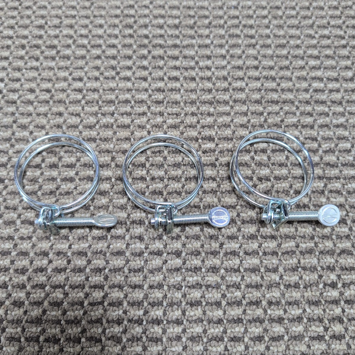 ジャンク品/長期保管品/中古/KAKUDAI/カクダイ/5354-40/ホースバンド/ワイヤバンド/指ネジ式/実効サイズ44~48mm/3個セット拍卖