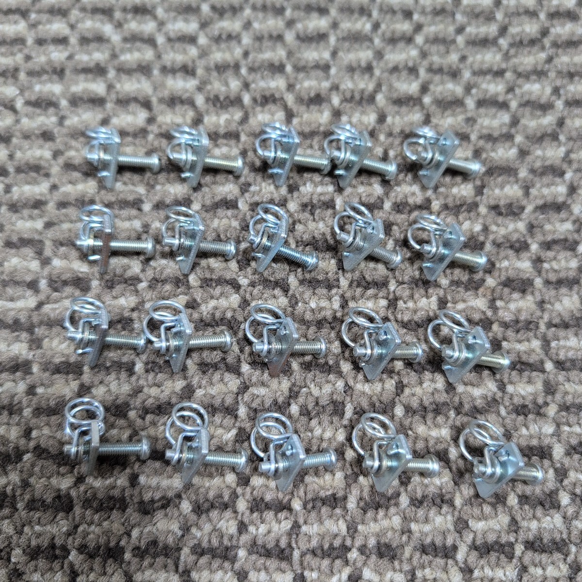 ジャンク品/長期保管品/中古/WIRE/ホースバンド/ワイヤーバンド/締付範囲6mm/スケール/頭ナベ/20個セット/ドライバーで締める拍卖