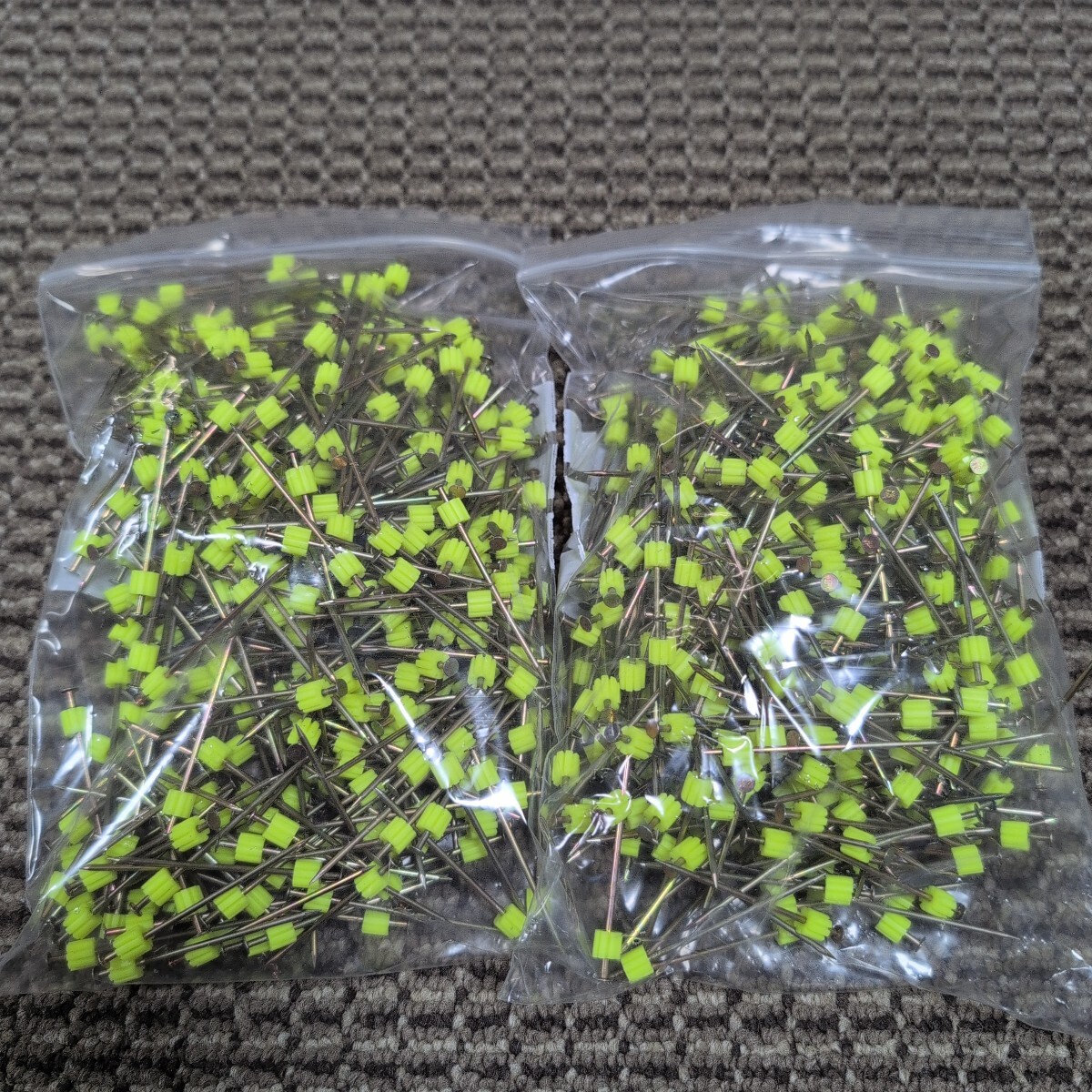 ジャンク品/長期保管品/中古/大築/ダイチク/F50/カクシ釘/隠し釘/Φ1.47-50mm/1P450本入り×2Pセット/廻緑、巾木、戸当たり拍卖