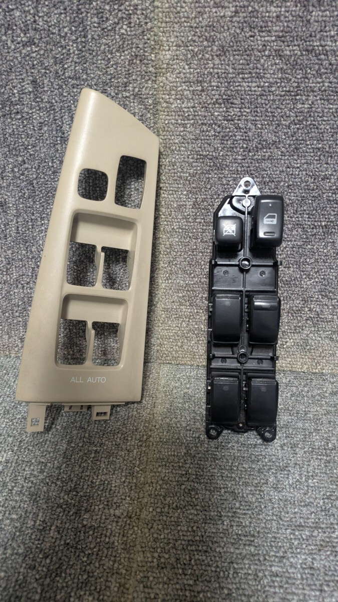 中古 トヨタ純正部品 パワーウインドウマスタースイッチ 84040-12071拍卖