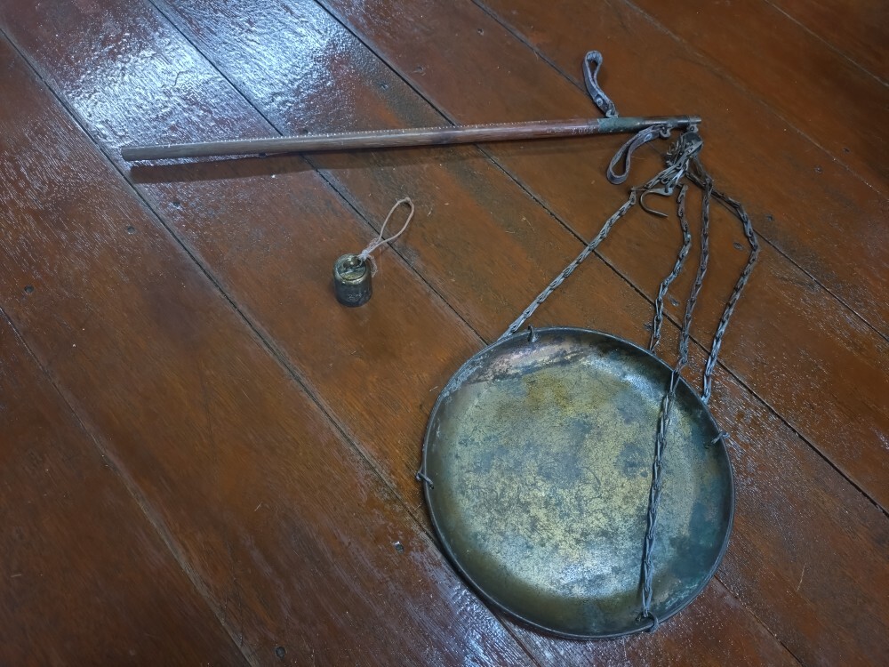 竿秤・皿秤・吊り秤☆骨董品・アンティーク・レトロ☆現役ざますね拍卖