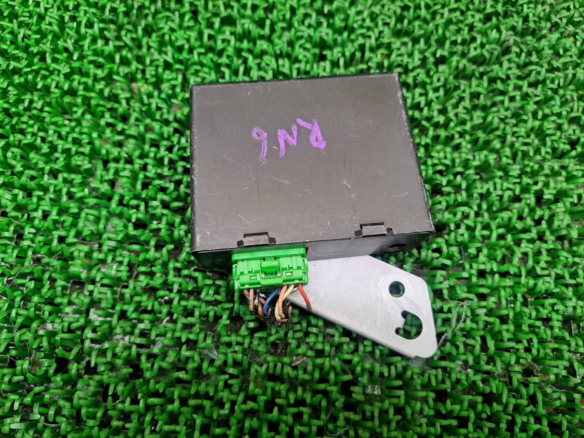 送料600円 ホンダ ストリーム RN6 RN8 オートライトコンピューター CP コンピュータ拍卖