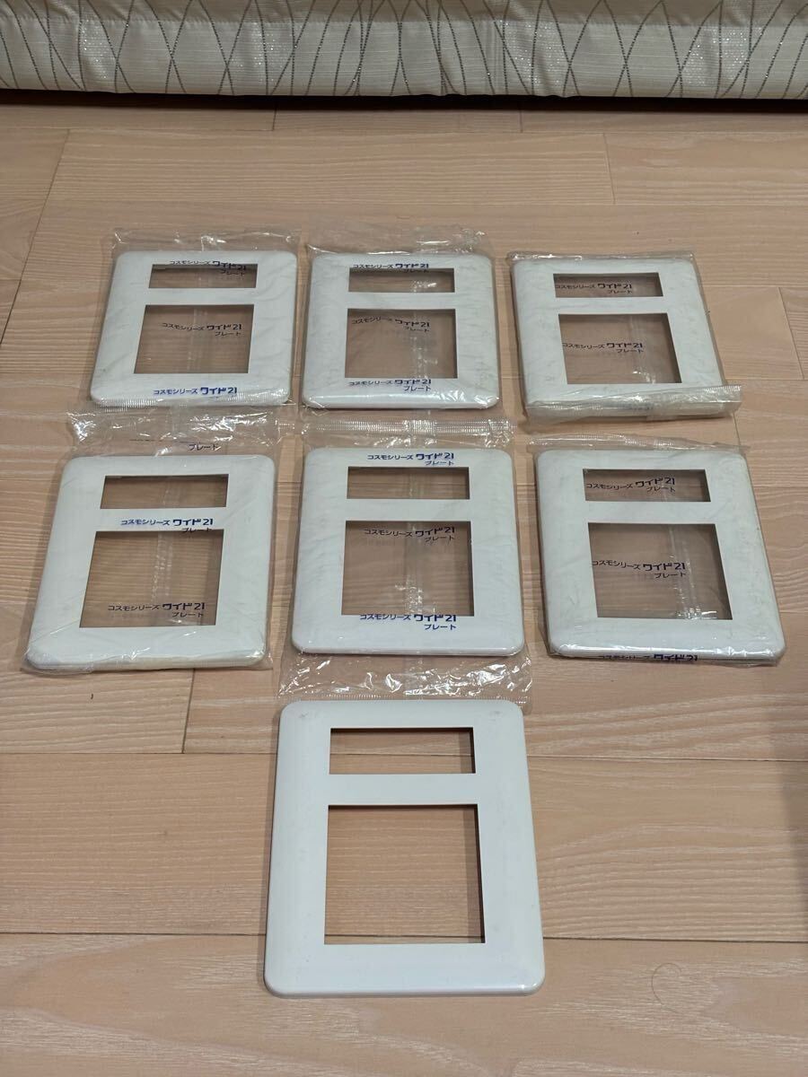 【送料無料】Panasonic コンセントプレート WTF7503 7個 2連接穴x3 コスモシリーズ ワイド21拍卖