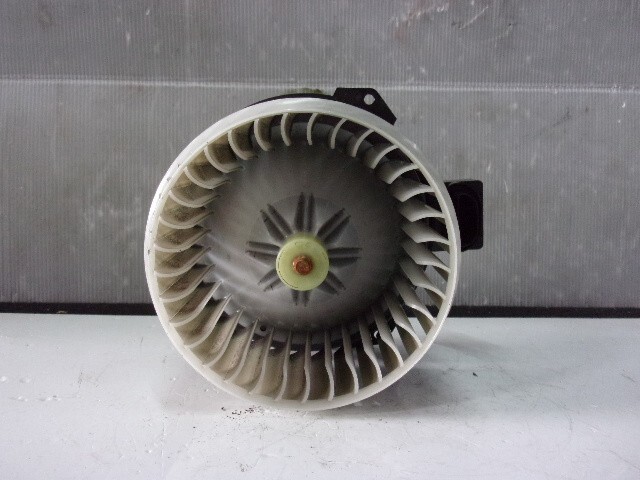 【2692】NBOXスラッシュ JF1 2017年式 S07A ヒーターモーター 棚T-1拍卖