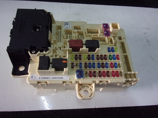 【2692】NBOXスラッシュ JF1 2017年式 S07A ヒューズボックス 棚G3拍卖