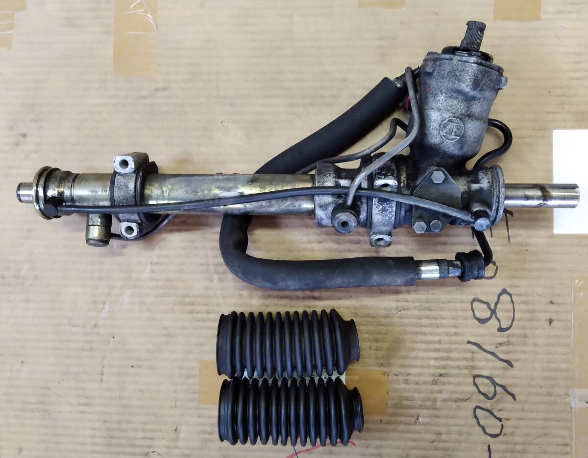 【送料無料】ポルシェ 924 944 968 パワーステアリング(パワステ)ラック LHD 左ハンドル ブーツ付き拍卖
