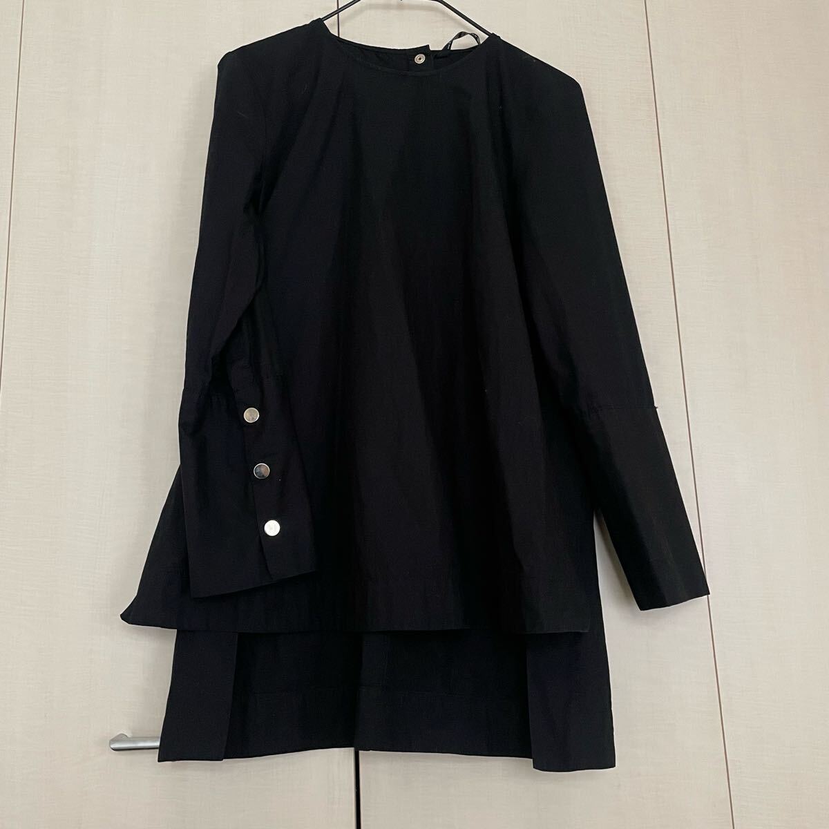 送料無料 ZARA ブラック シャツ 長袖 黒拍卖