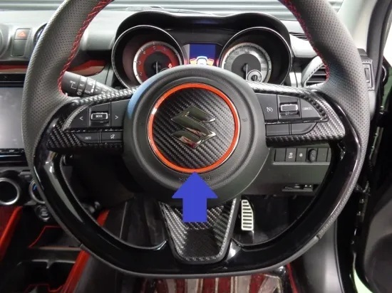 《ジムニーJB64W》ジムニーJB64W ステアリングメッキベゼルシート(カーボンシート)拍卖