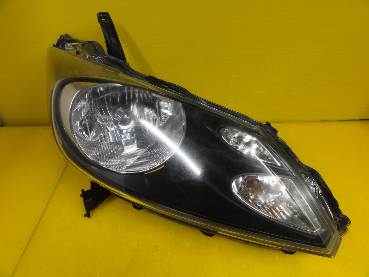 ☆平成22年車 ホンダ GB3 フリード 右 ヘッドライト ヘッドランプ HID 純正 点灯OK☆F30062拍卖