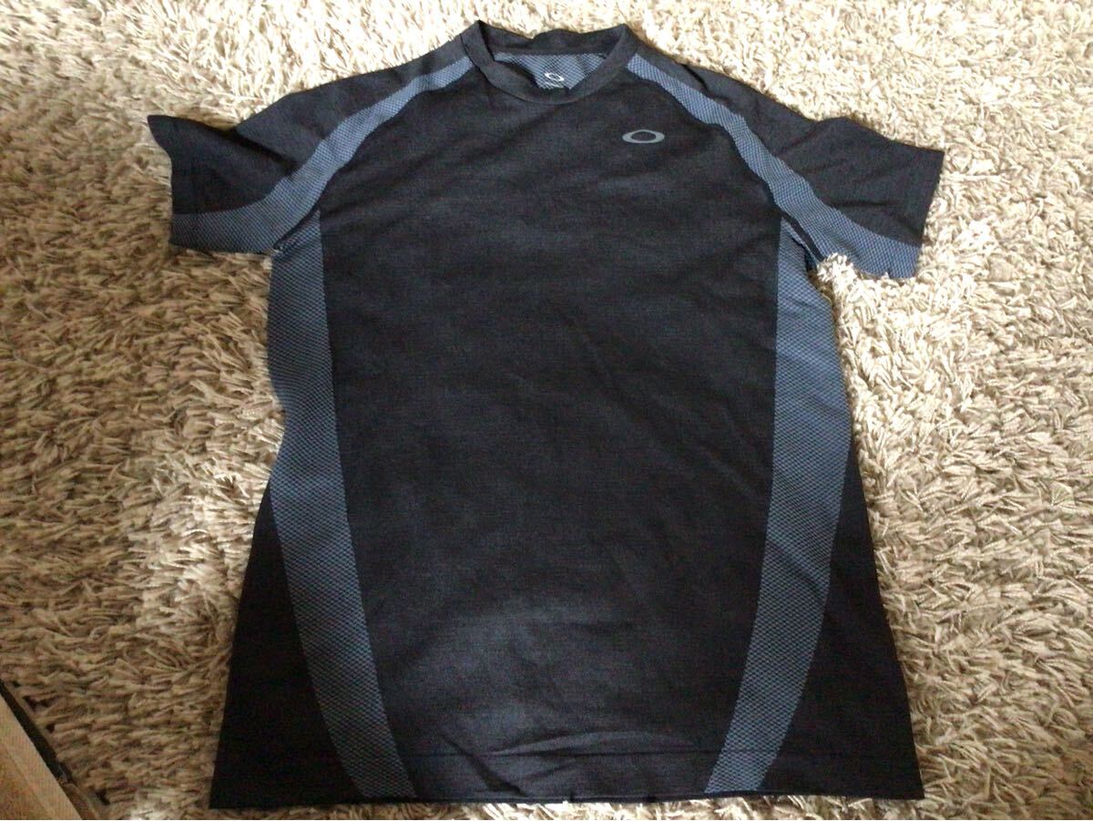 オークレイ Oakley パフォーマンスフィット PERFORMANCE FIT 半袖Tシャツ M ほぼ未使用品拍卖