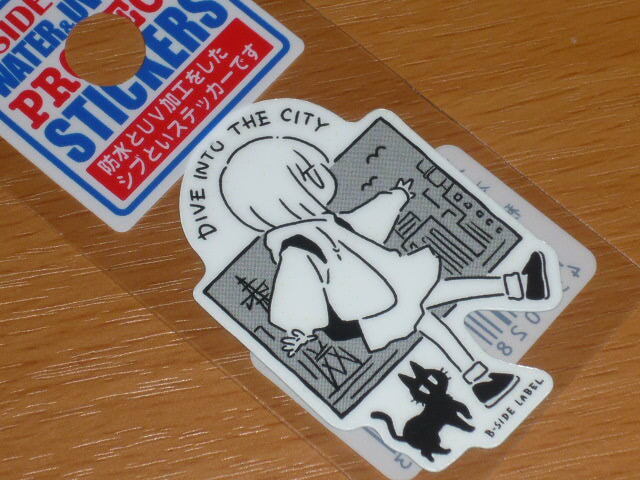 ◆シウチトモミ スモール ステッカー◆デフォ 散歩ガール 灰◆B-SIDE LABEL◆拍卖