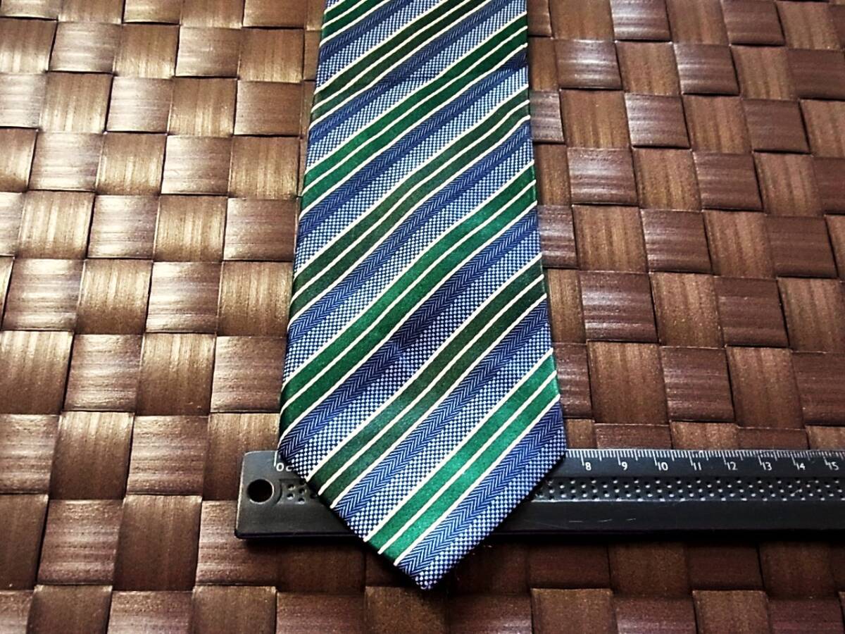 【特選】2361 美品【人気の超細ナロータイ】メイル&コー「MALE&Co.」(メール&コー)ネクタイ・シルク100%■202504拍卖