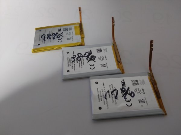 【即決あり・送料無料】Apple iPod touch (第4世代) A1367 用 中古バッテリー 3個 17% 38% 48%拍卖