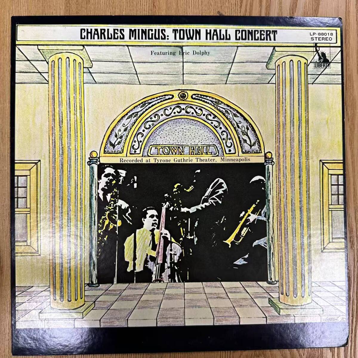 ★・赤盤 Jazz LP / ジャズ Charles Mingus(チャールズ・ミンガス) - Town Hall Concert / Liberty - LP-88018 / DND051424拍卖