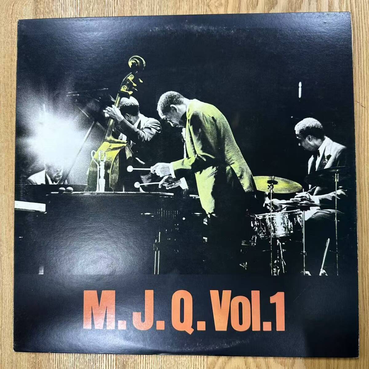 ★・ Jazz LP / ジャズ The Modern Jazz Quartet(モダン・ジャズ・カルテット) - M.J.Q. Vol. 1 / Atlantic - FCPA 1062 / DND051879拍卖