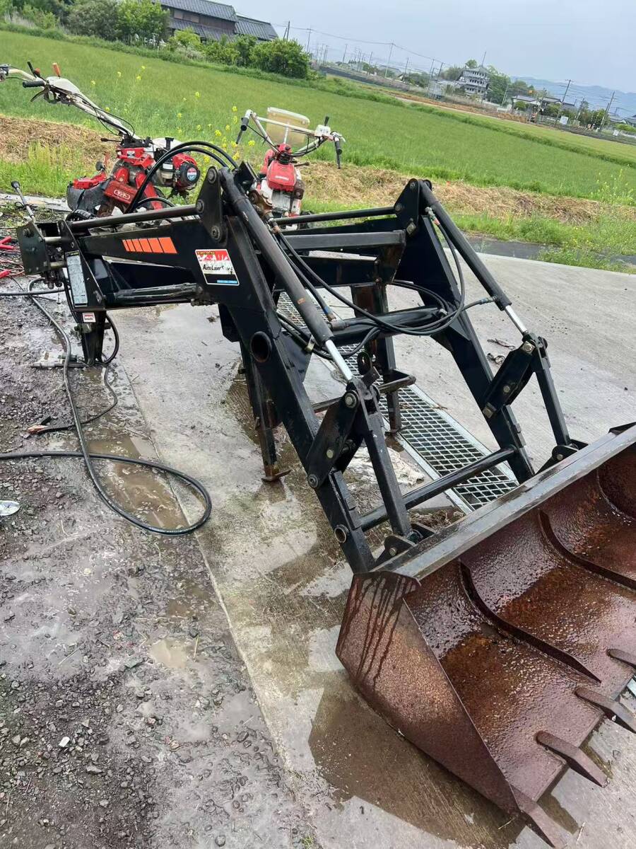 【福岡県みやま市】型式不明 トラクター用フロントローダー オートレザー 丸久 ジャンク 適用機種不明 引取り限定拍卖