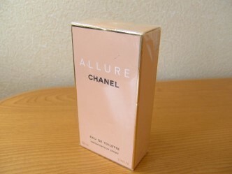 フルボトル! シュリンク未開封品(^^ゞ 100mlトワレ「CHANEL ALLURE:シャネル アリュール」EDT-SP(スプレー)_/_/ 交渉OK、匿名OK! _/_/拍卖