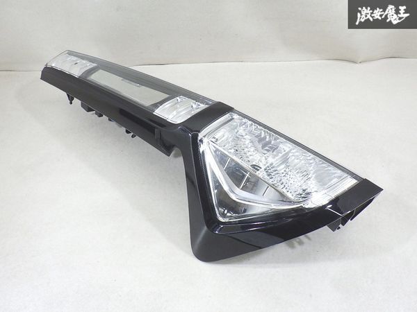 【LED点灯OK ストア出品!】 トヨタ 純正 M900A M910A タンク カスタム LED テールライト テールランプ 左 片側 KOITO 220-69045 棚8-3拍卖