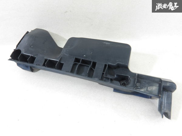 トヨタ 純正 ハイエース レジアスエース フロントバンパーサポート サイドサポート 右 右側 運転席側 52115-26170 即納 棚2-1-3拍卖