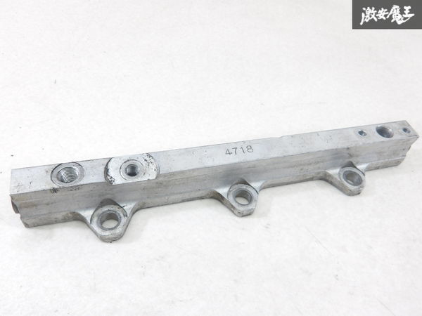 トヨタ 純正 AE86 ハチロク レビン トレノ 4A-GE 4AG フューエル デリバリーパイプ 単体 トヨタ 部品 4718 即納 棚5-1拍卖