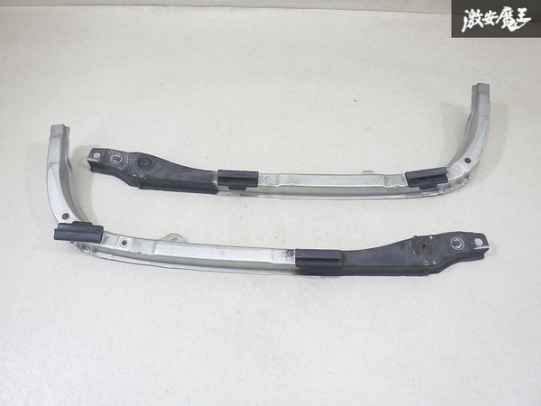 【ストア出品!】 トヨタ 純正 JZS173 クラウン アスリート 前期 ヘッドライト用? ステー ブラケット 左右 即納 形状にてわかる方 棚1-2-5-D拍卖