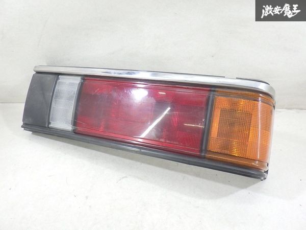 【ストア出品!】 日産 純正 910系 ブルーバード テールライト テールランプ 片側のみ IKI 4290 IKI 7138 即納 棚8-3拍卖