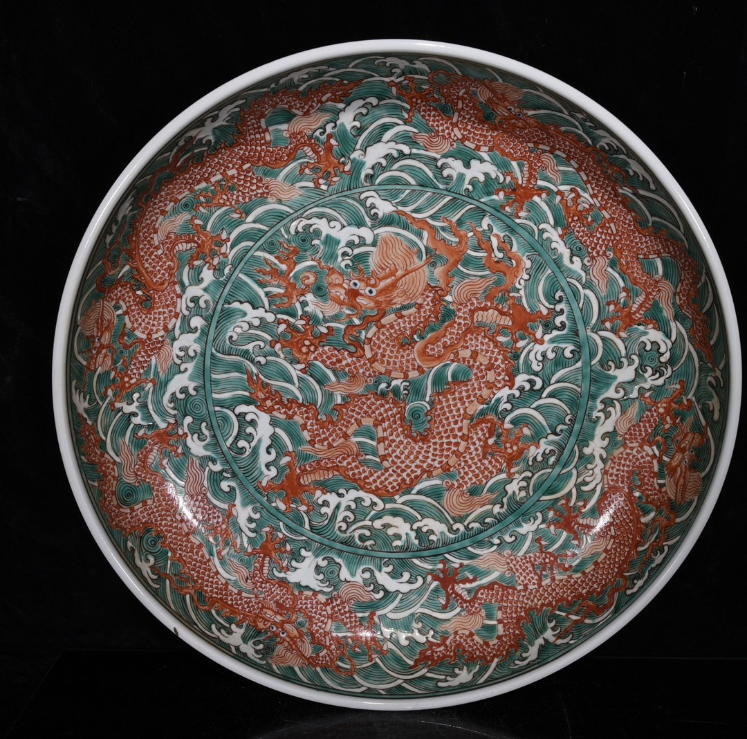 LM112■中国古玩 唐物 明宣徳年制款 五彩礬紅龍紋大盤 時代物 極上品■拍卖
