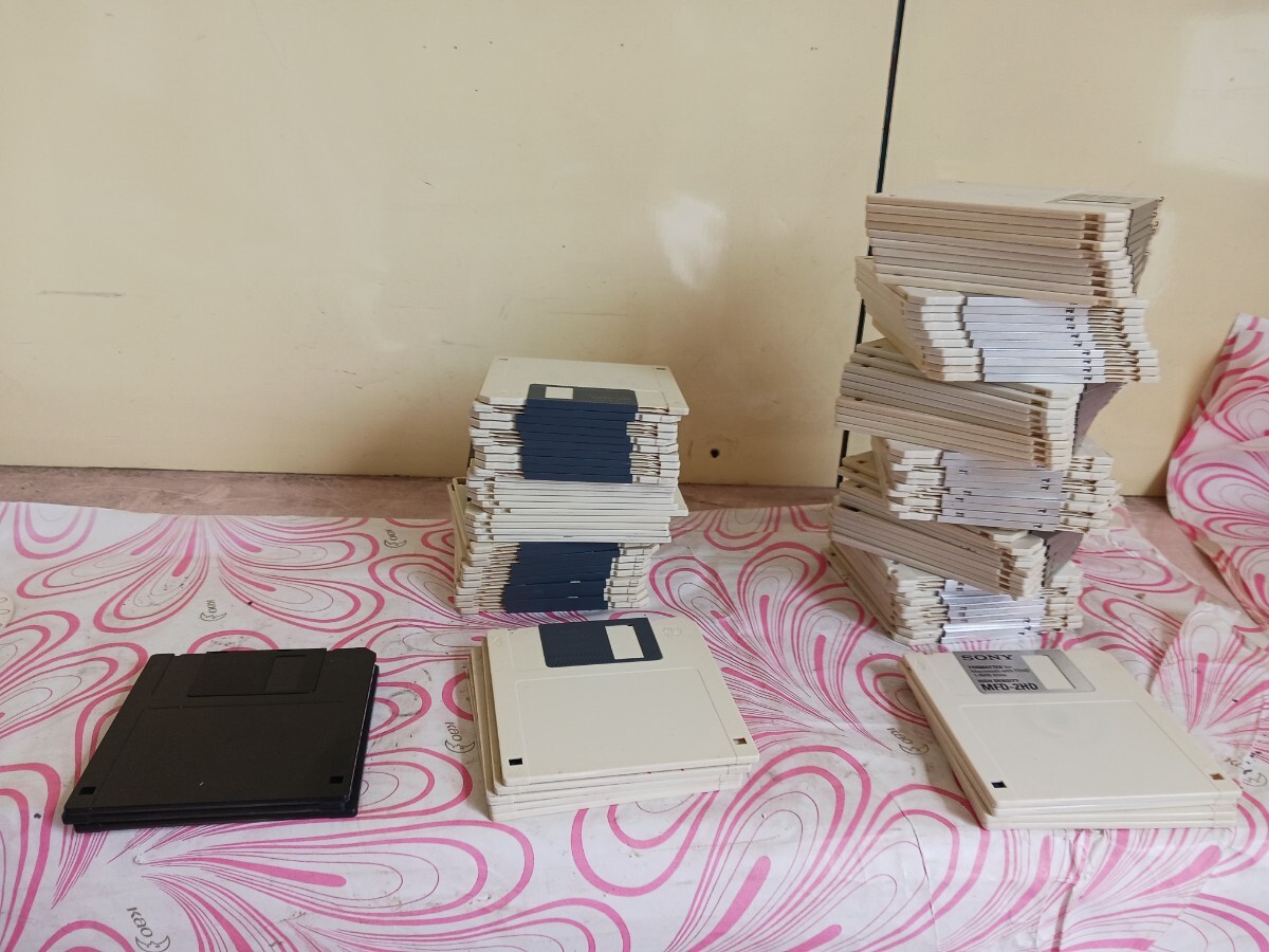 3.5インチ フロッピーディスク 92枚セット TDK SONY maxell MF-2HD MFD-2HD 2HD FD Floppy Disk 拍卖