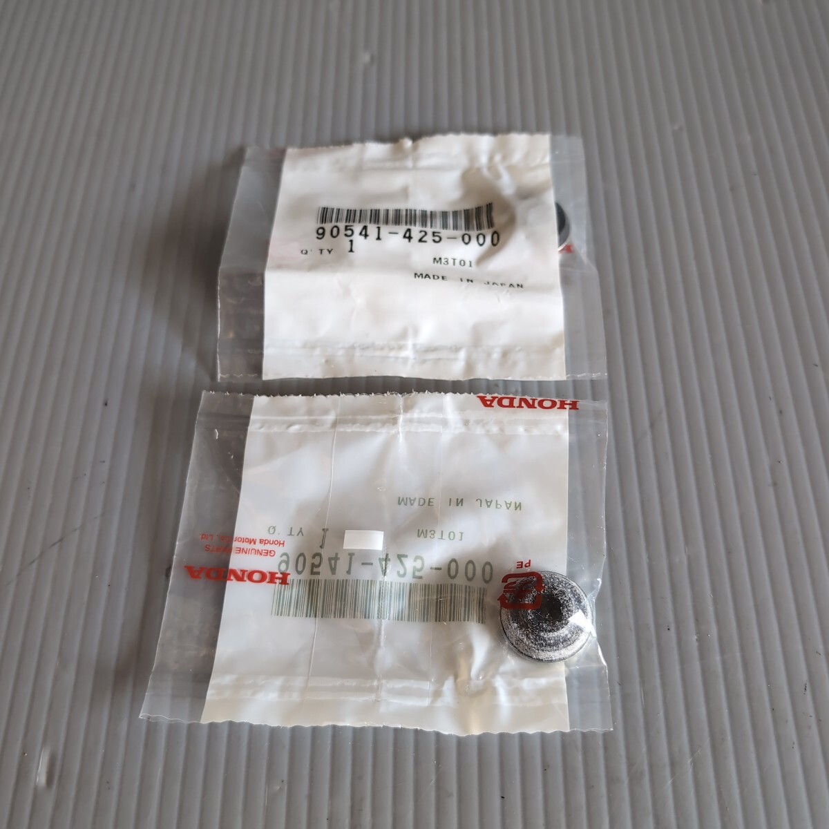 c817-1 ホンダ純正 90541-425-000 ラバーマウンティング 2個セット 未使用 送料込み CBX400F/550F CB750F VF400F拍卖