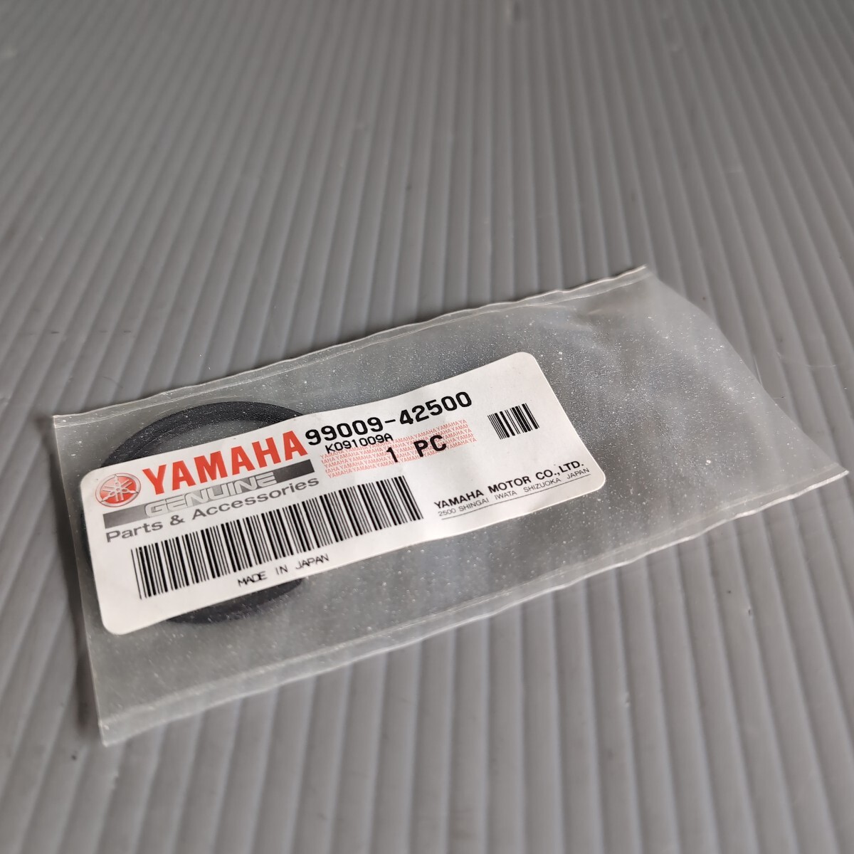 c344 ヤマハ純正 99009-42500 サークリップ 未使用 送料込み拍卖