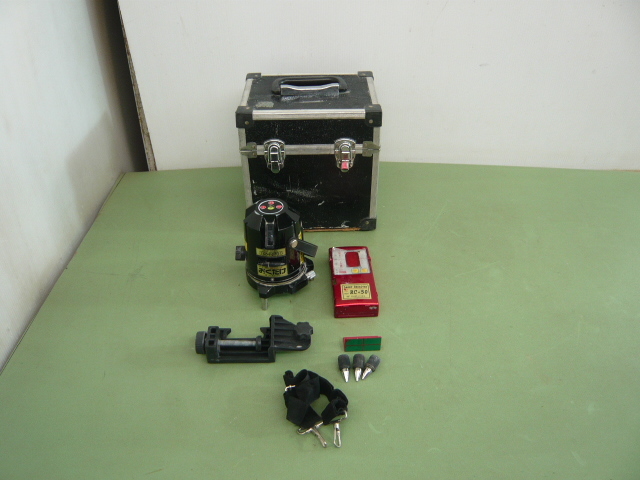 A247◆ITS 墨出し器 ITS-201B アイエスティー レーザー ケース付き◆動作品◆A拍卖