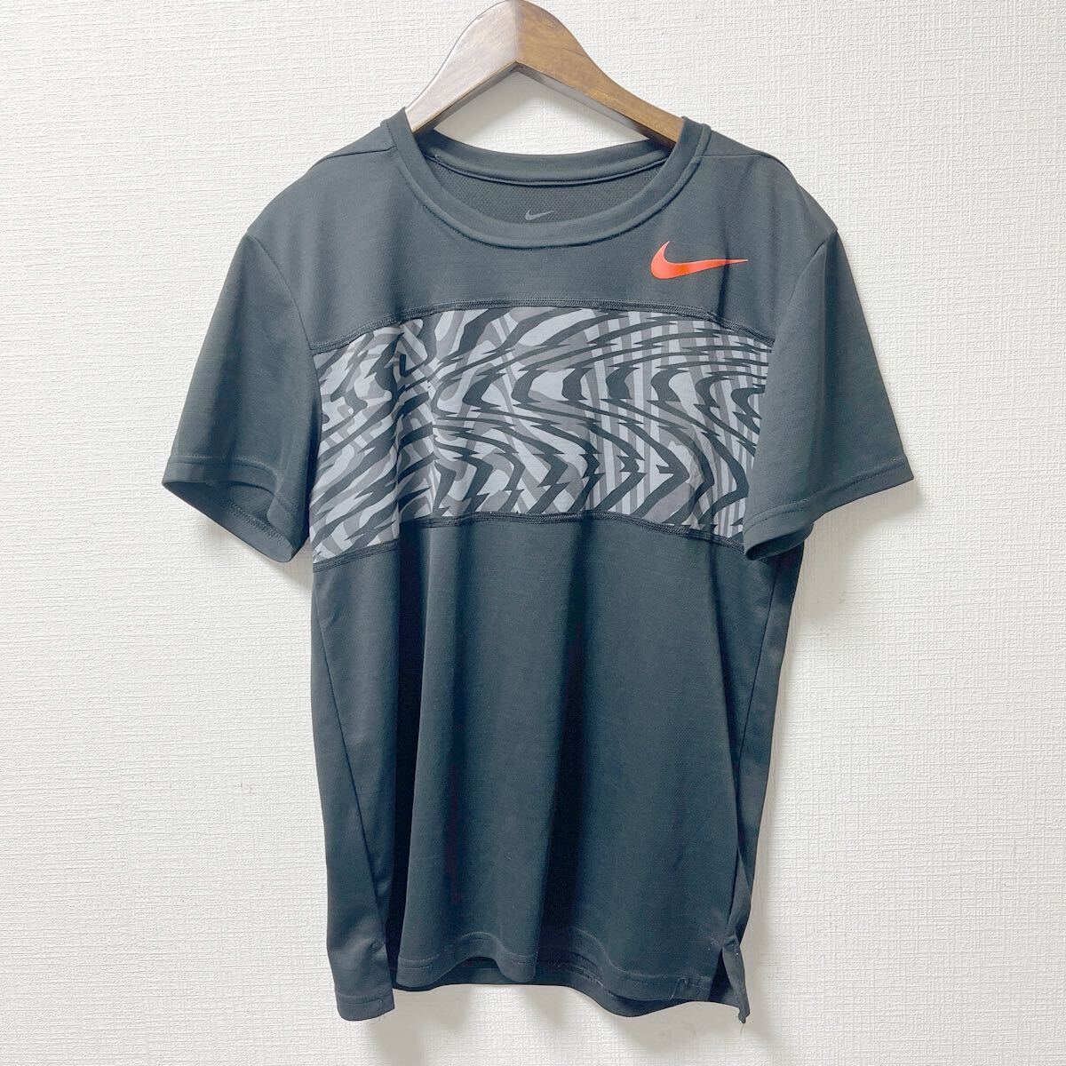 NIKE ナイキ 半袖Tシャツ プラクティスシャツ Sサイズ ブラック ポリエステル拍卖