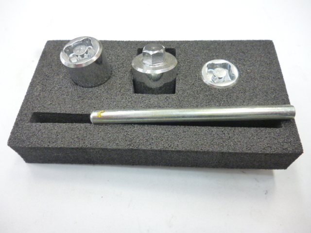 キタコ 盗難防止ナット 10mm ピッチ1.25 2個 スチールメッキ クリックポスト可拍卖