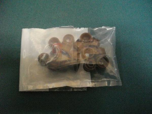 ペイペイGSX400F GSX400FS インパルス エンジン バルブ ステム シール 新品拍卖